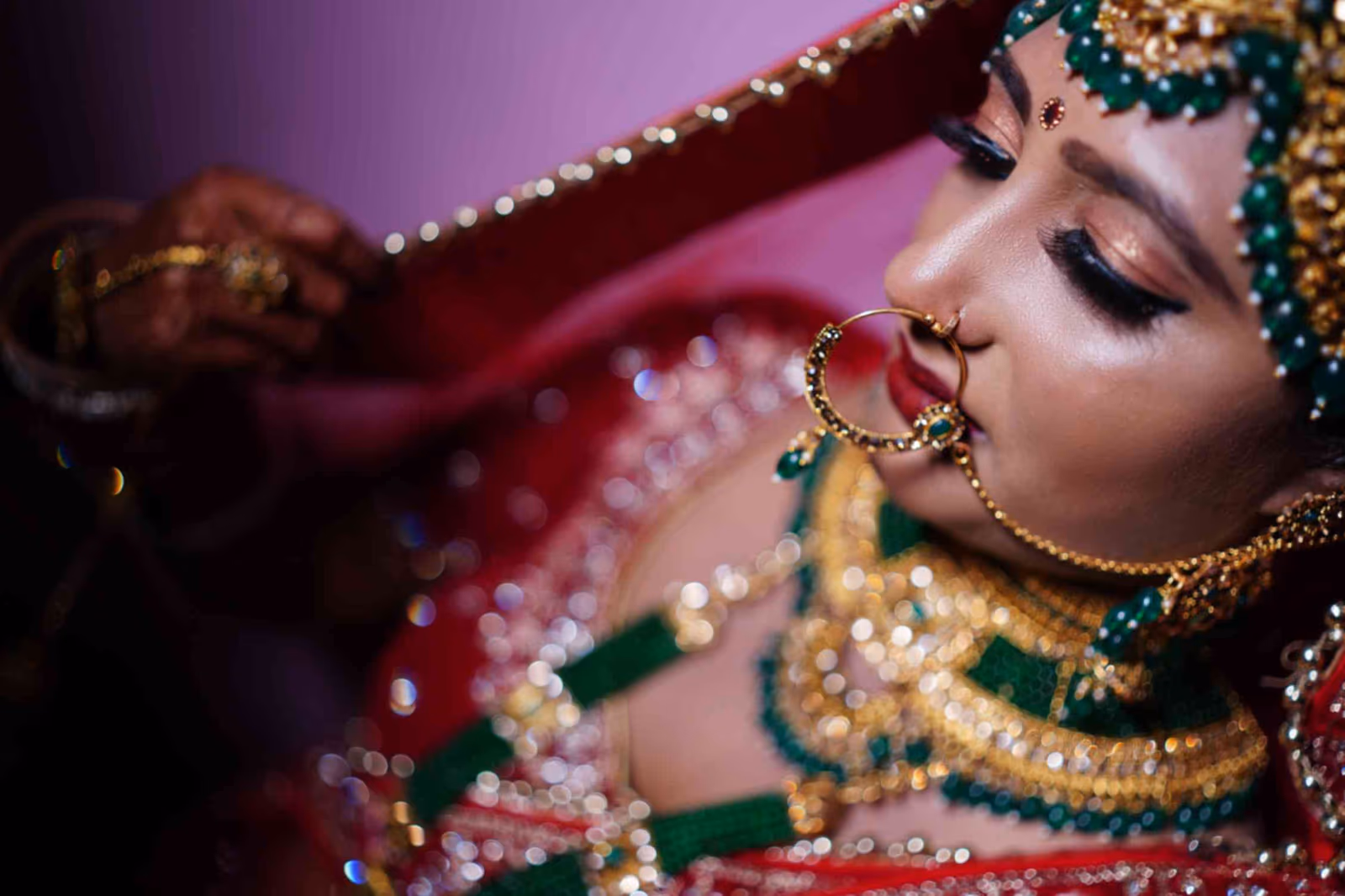 Here are the Top 5 Indian Bridal Makeup Looks