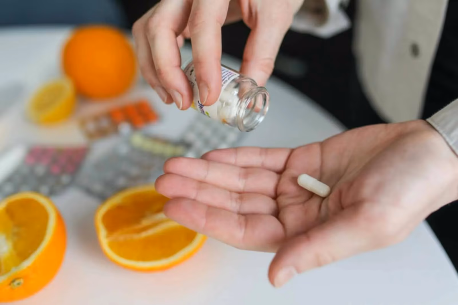Power of Vitamin C for the Skin: Benefits, Causes, and Treatment