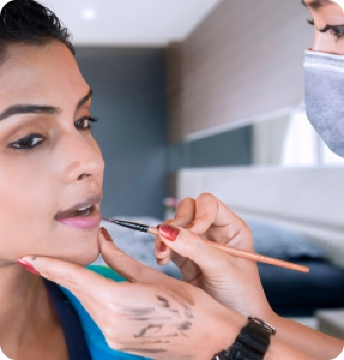 Essential Makeup