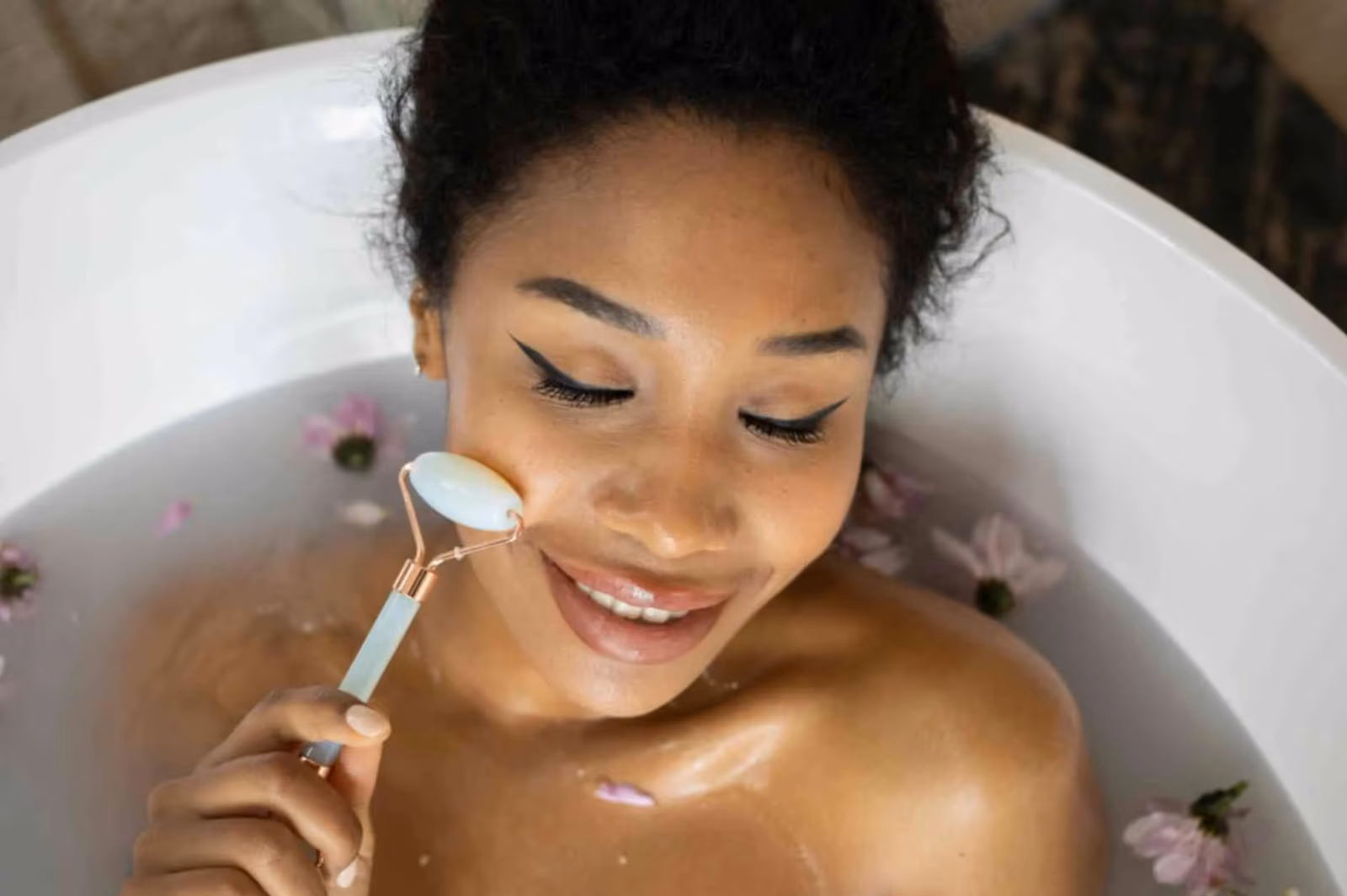 Derma Roller Microneedling Treatment